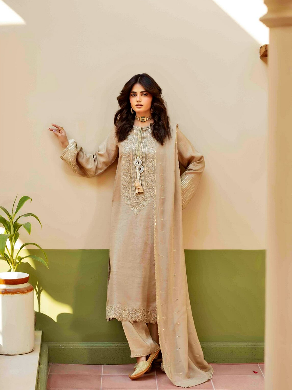 semi formal eastern dresses Semi Formal Eastern Dresses main image 1